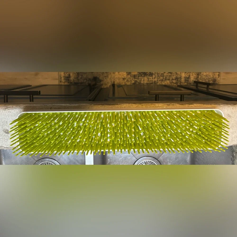 Baby bottle drying rack- excellent condition! - Picture 3 of 6